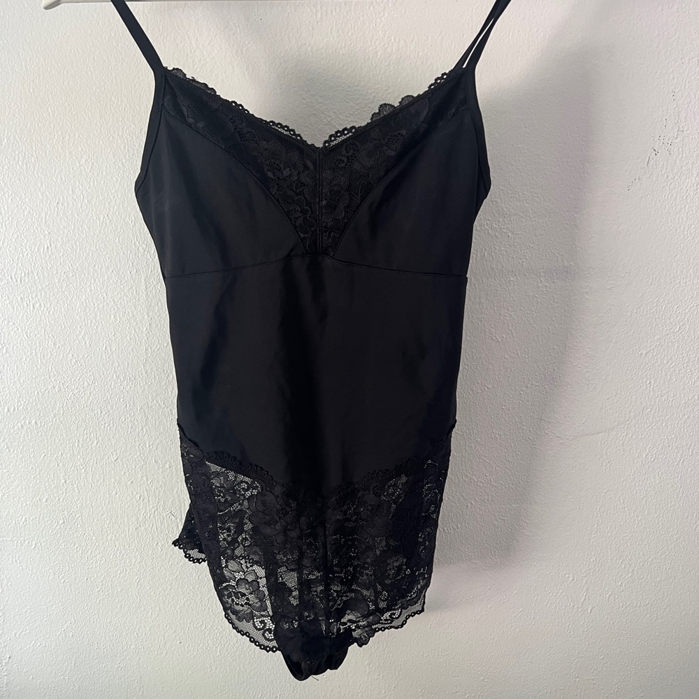 Black lace shape wear bodysuit